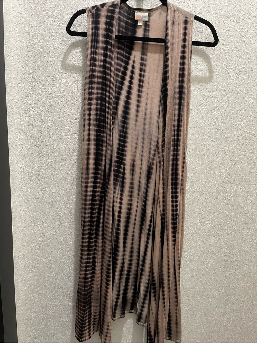 LuLaRoe Joy Duster Vest Black and Beige Tie-Dye